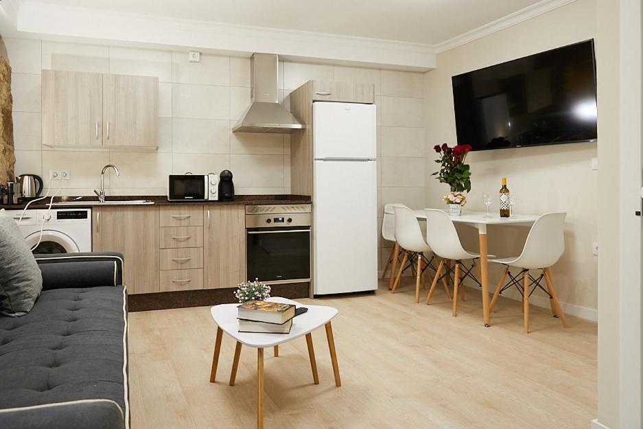 A Casa Antiga Do Monte Turisticos - Lestrove Apartment *